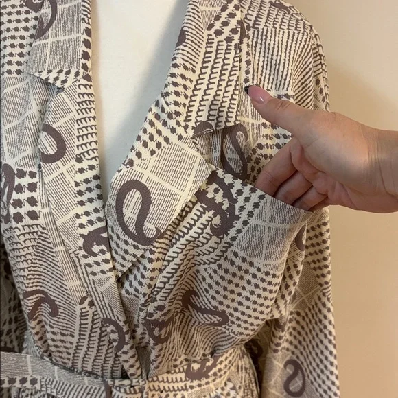 Vintage 70’s Women’s Elegant Beige Patterned Dress size L - Picture 3 of 7